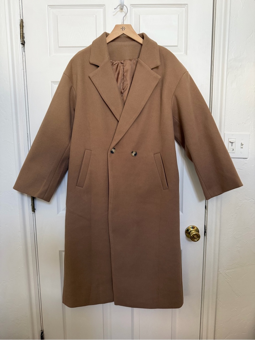 Women’s Relaxed Fit Double-Breasted Camel Wool Coat